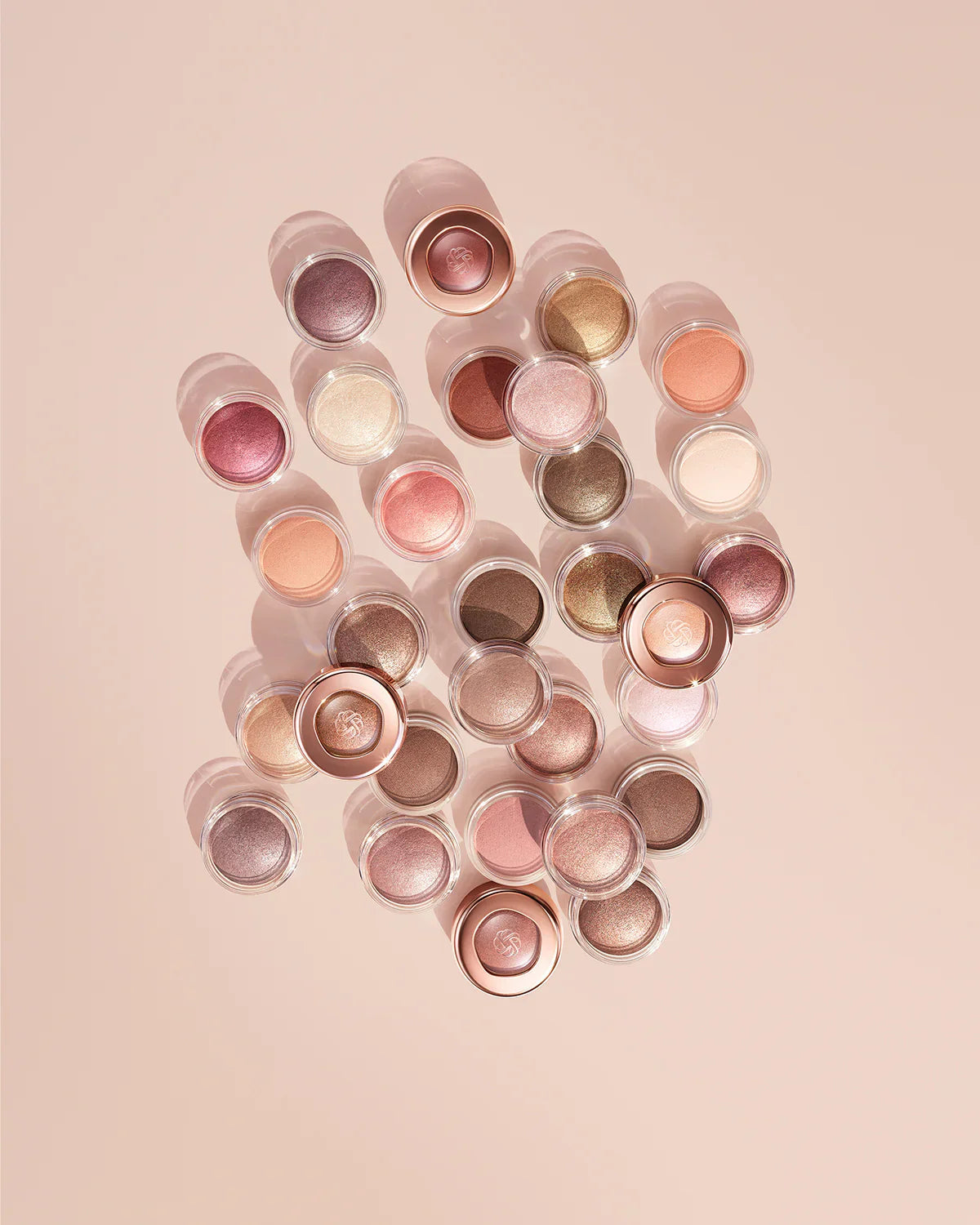 DECORTE unique, bouncy “mochi” texture you don't want to miss !